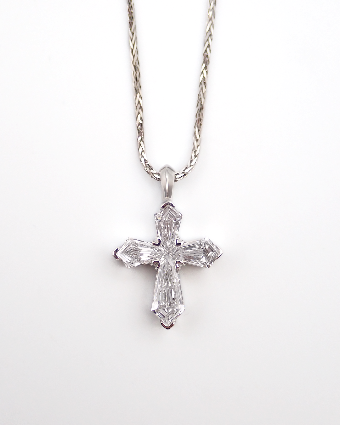 TOBExx | K18WG クロス 1カラット 天然ダイヤモンド ネックレス TOBExx | K18WG クロス 1カラット 天然ダイヤモンド ネックレス