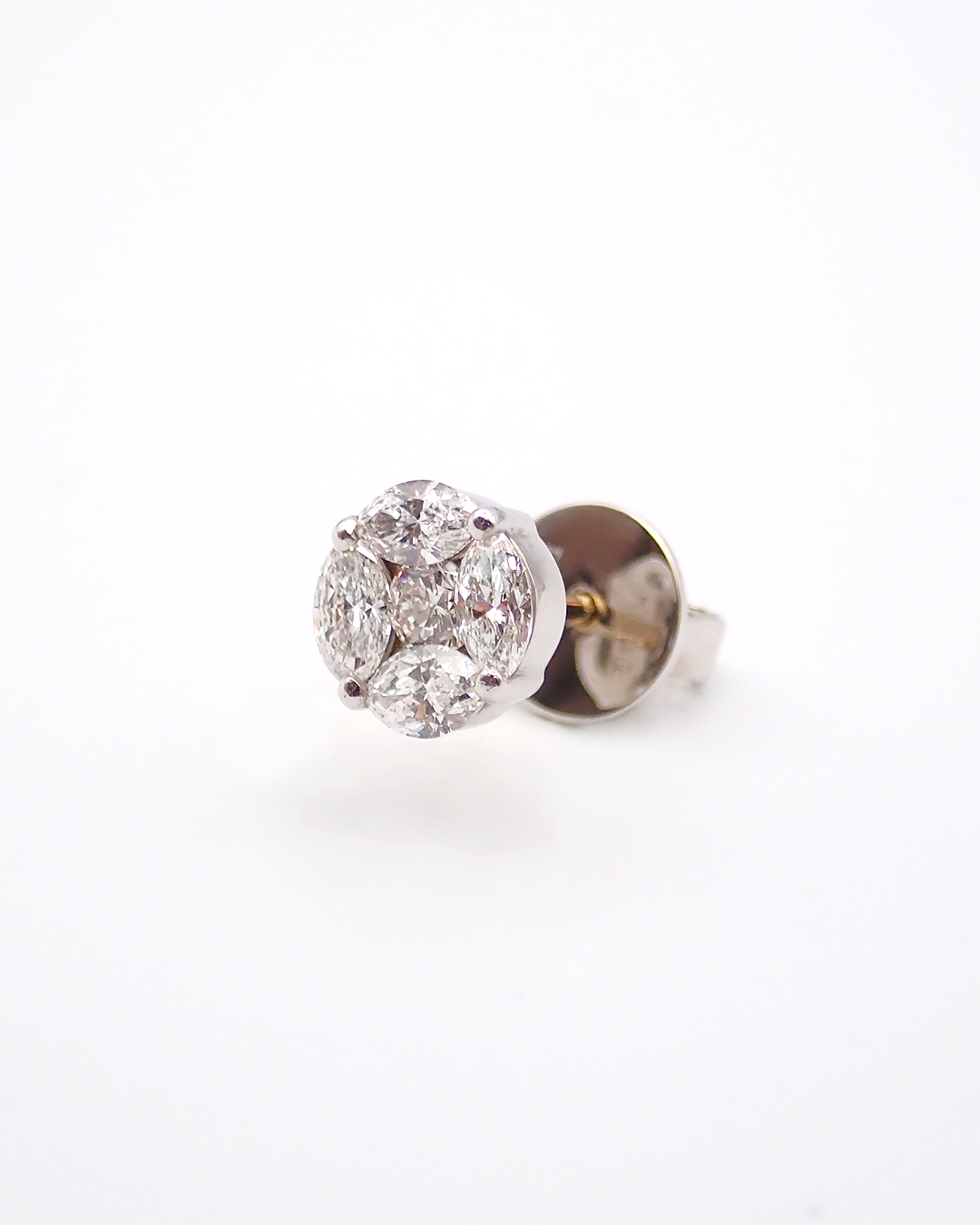 K18 WG ダイヤピアス 合計0.5ct TOBExx | K18WG_0.5ct 天然ダイヤモンド_大型スタッドピアス_