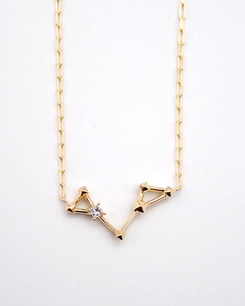 【18K】ヴィンテージゴールドネックレス 魚 ルビー 45cm 18K】ヴィンテージゴールドネックレス 魚 ルビー 45cm